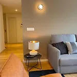 Besthomestay- Lisbon- Garden, Pool & Garage *