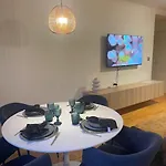 Besthomestay- Lisbon- Garden, Pool & Garage Lisboa
