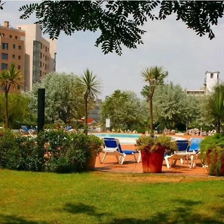 Besthomestay- Lisbon- Garden, Pool & Garage Appartement Lissabon