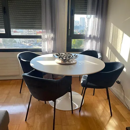 Besthomestay- Lisbon- Garden, Pool & Garage * Lizbona