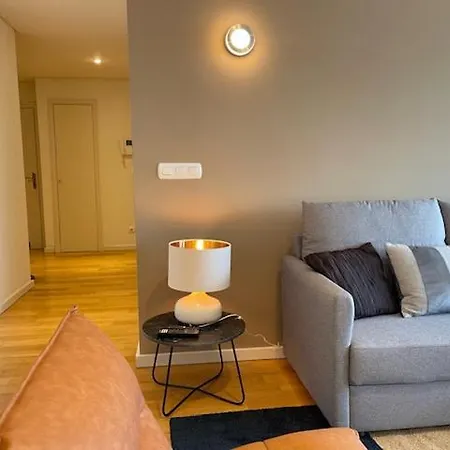 Besthomestay- Lisbon- Garden, Pool & Garage *