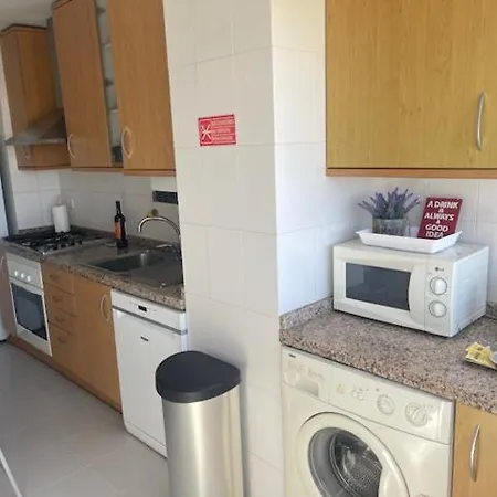 Besthomestay- Lisbon- Garden, Pool & Garage