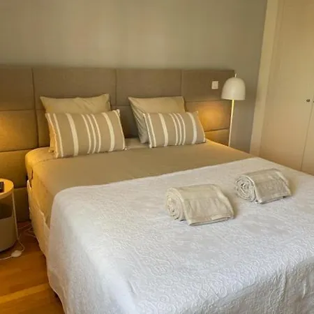 Besthomestay- Lisbon- Garden, Pool & Garage *