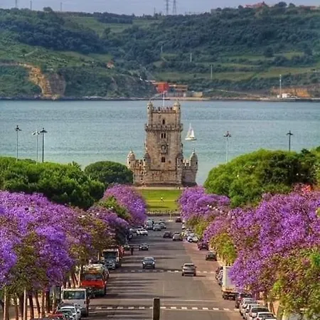 Besthomestay- Lisbon- Garden, Pool & Garage * Lizbona