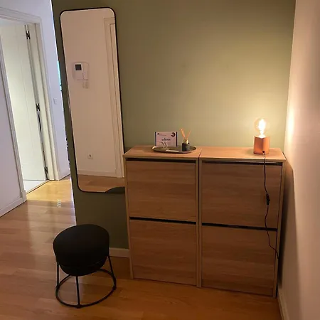 Besthomestay- Lisbon- Garden, Pool & Garage Lizbona